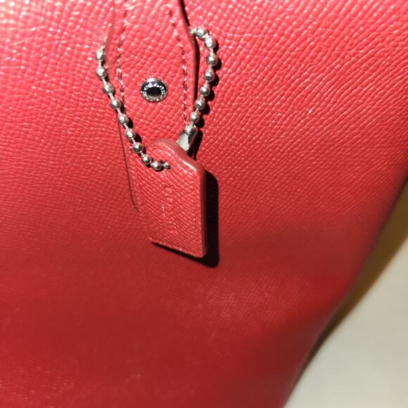 COACH Mini Leather City Zip Tote Purse True Red 22967 - PreOwned - Picture 5 of 7